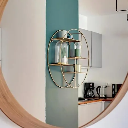 Апарт-отель Dom & House Comfortable Chmielna With Sauna