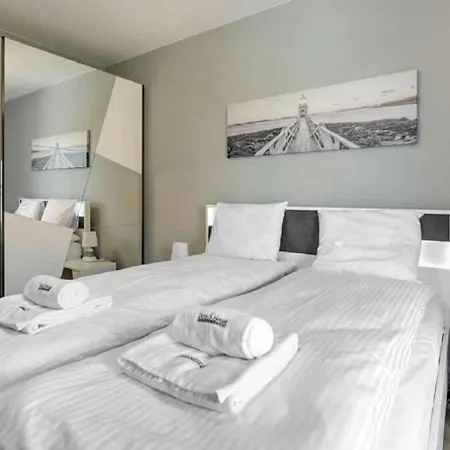 Апарт-отель Dom & House Comfortable Chmielna With Sauna